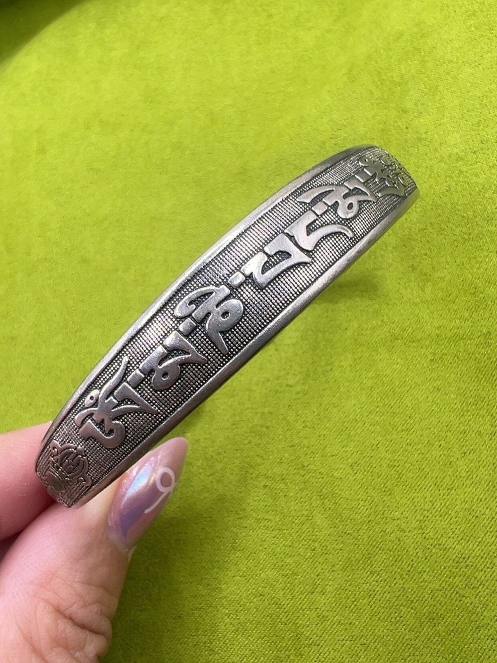 Vintage Tibetan Om Mani Padme Hum Cuff Bracelet 纹银 Mark Fu Symbols
